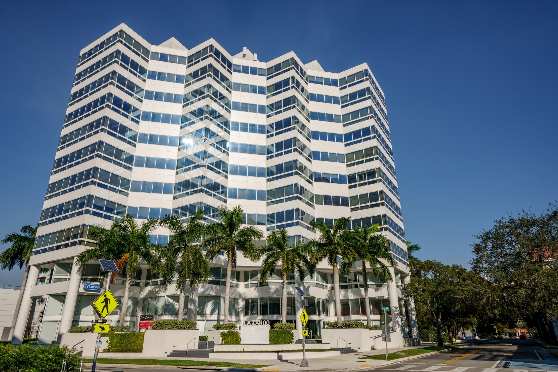 Plaza 100 Downtown Fort Lauderdale FL business building